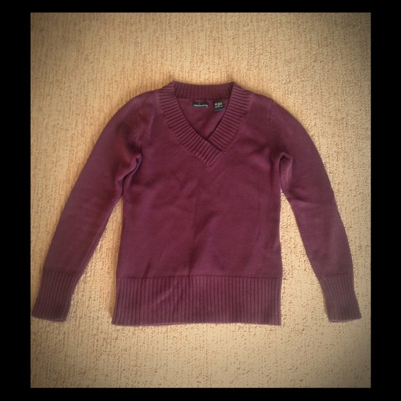 MODA dark purple sweater