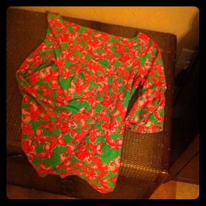 🔴SOLD🔴Lilly Pulitzer Top💕💚🌷🍃