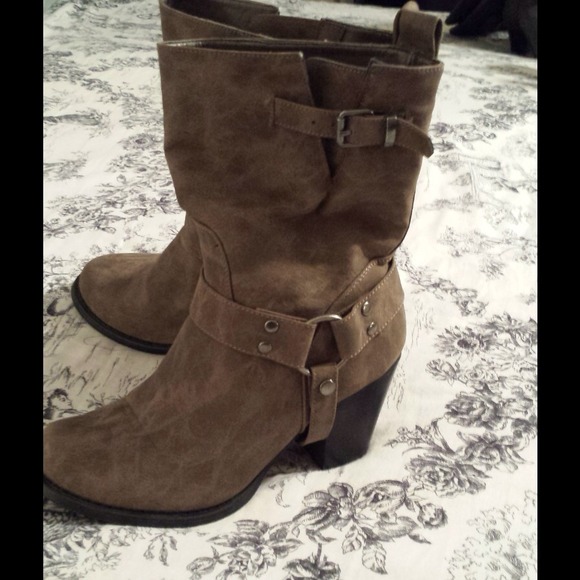 Tan short boots........REDUCED!!
