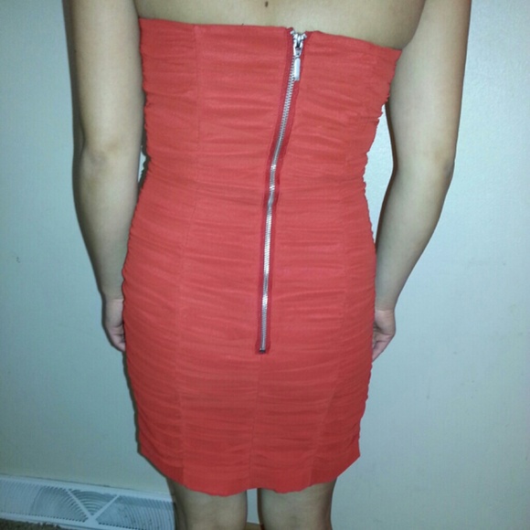 H&M red dress - Picture 3 of 4