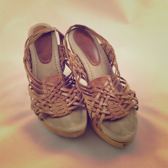 Woven Leather Sandals/Heels