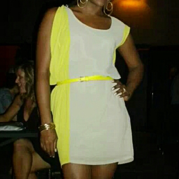 Dress - Picture 1 of 4