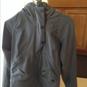 Lululemon escapade jacket