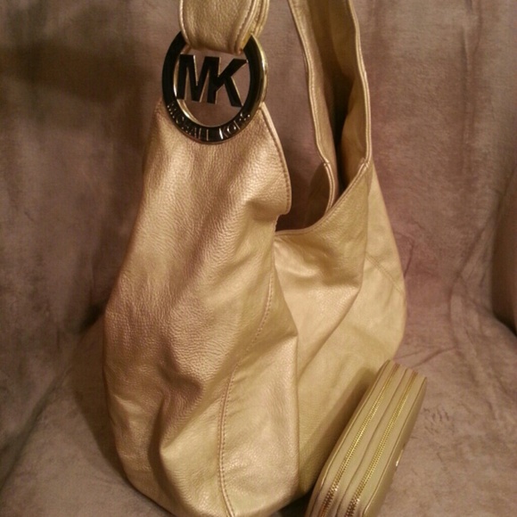 SOLD - Picture 2 of 3