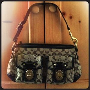 Coach Khaki Signature Canvas Shoulder Bag