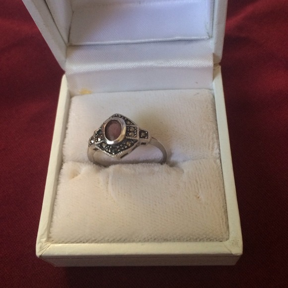 Jewelry - Silver ring