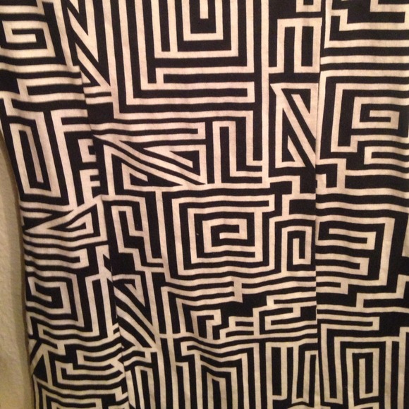 Forever 21 dress. - Picture 3 of 3