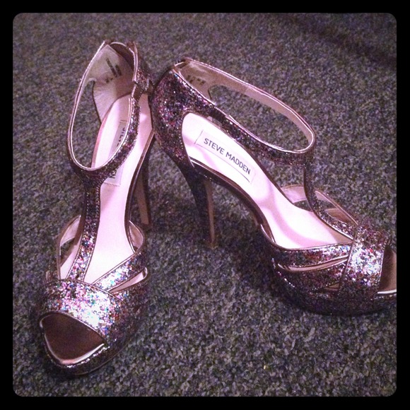 Steve Madden Emele multi glitter t-strap heels