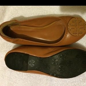 Tory Bruch flats