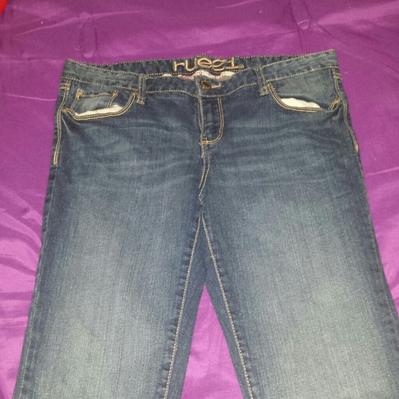 Jeans - Picture 2 of 2