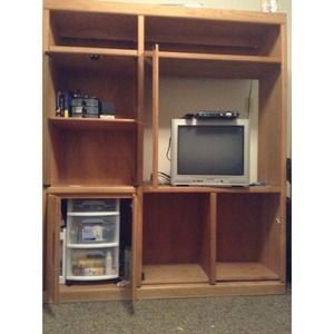 Entertainment center