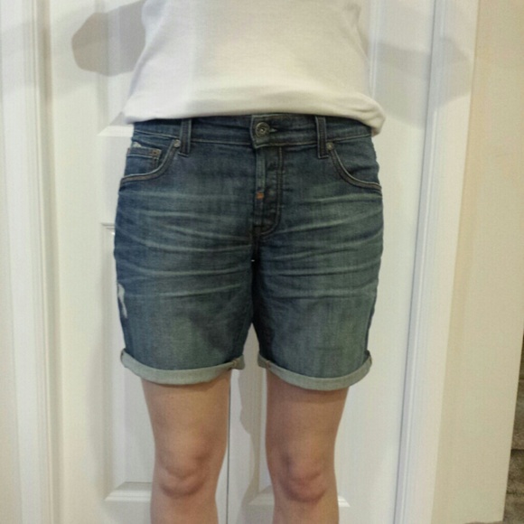 Easy Money Denim Short
