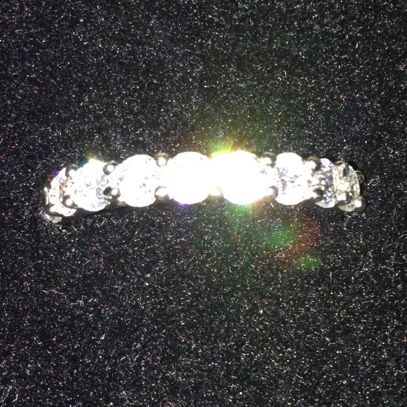 🎉HOST PICK🎉Alluring Eternity Band - Picture 3 of 4