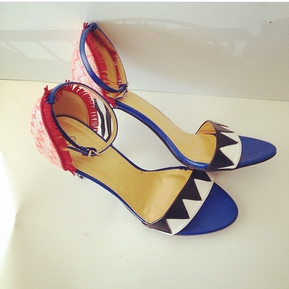 Size 10 ankle strap heel