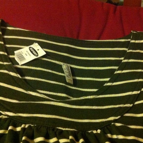 Bundled - Green/beige striped shirt by Old Navy - Picture 3 of 4