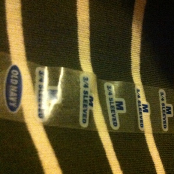 Bundled - Green/beige striped shirt by Old Navy - Picture 4 of 4