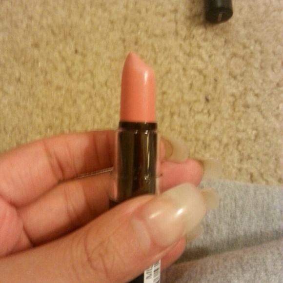 Matte lipsticks NYC - Picture 1 of 4