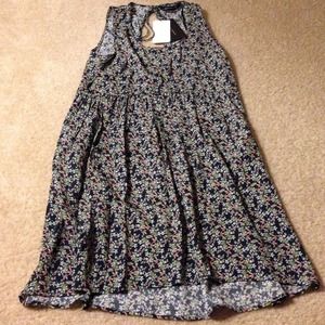 Zara Dresses - Bundle - Zara dresses & J.crew Dot Tee Zara Dresses - Bundle - Zara dresses & J.crew Dot Tee