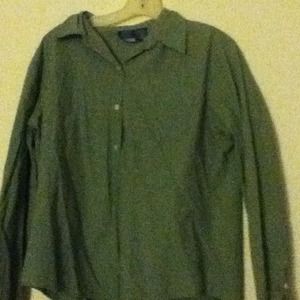 DCC Green Colar Button Down Long Sleeve Top