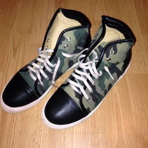 Camo sneakers (ON HOLD)