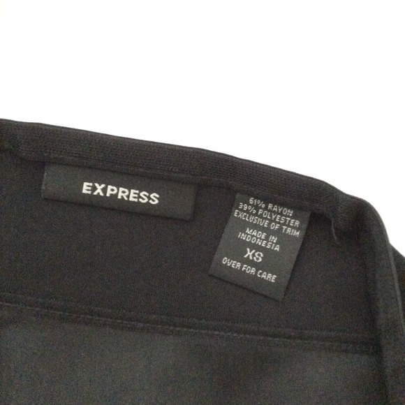 Express Black A-Line Skirt with Slit Sz XS - Picture 3 of 3