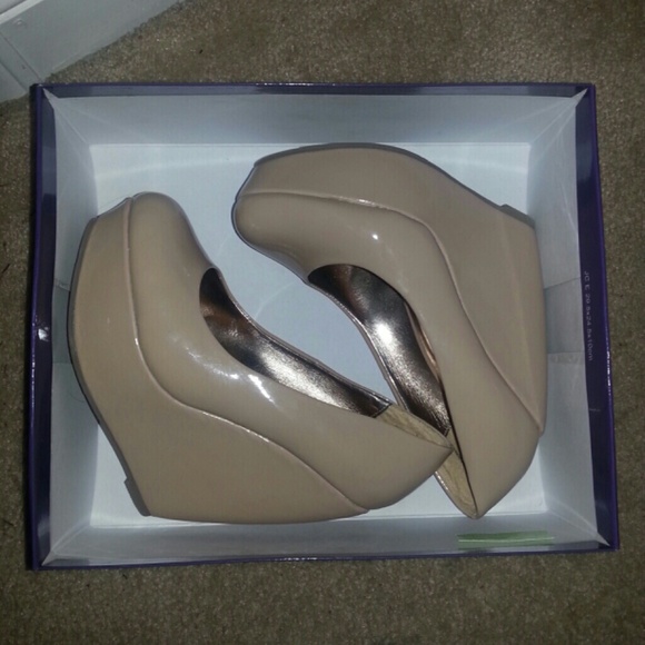 Nude wedges - Picture 1 of 1