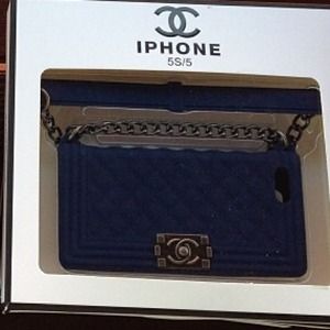 Iphone 5 case chanel boy