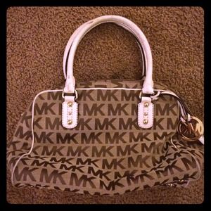 AUTHENTIC Michael Kors handbag