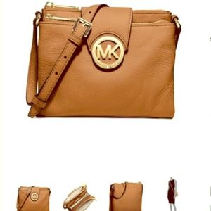 🎁Michael kors Fulton cross body bag