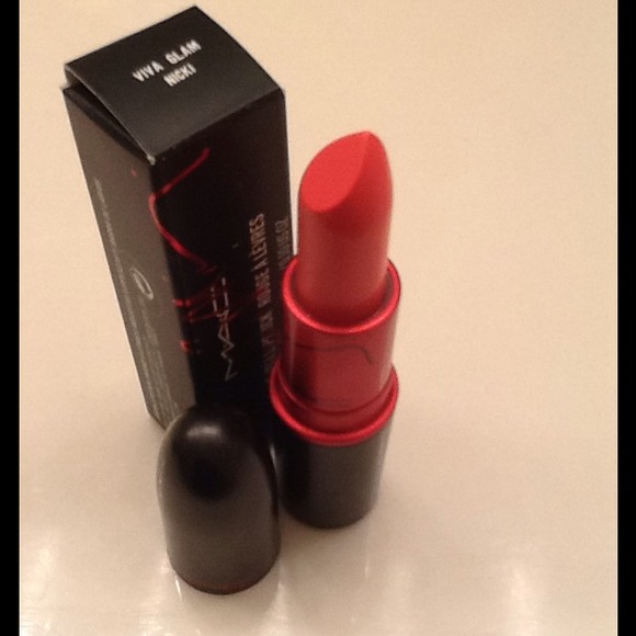 🚫SOLD🚫Mac Viva Glam Nicki BNIB