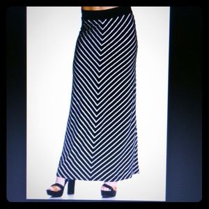 2b Bebe Striped maxi skirt