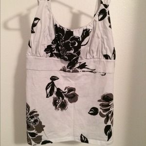 Ann Taylor Grey top w/ black and dark grey flowers