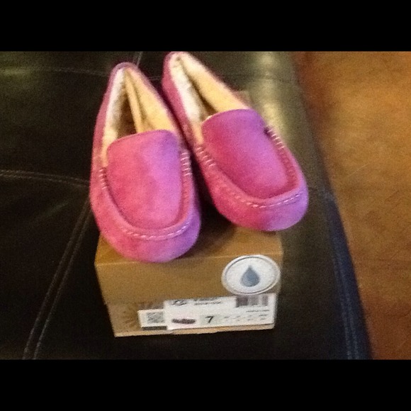 Authentic Ansley UGGS