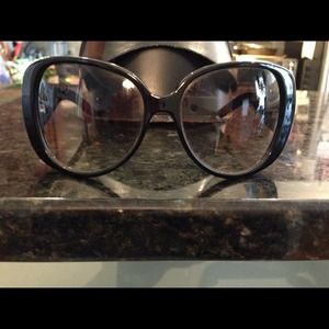Gucci oversized sunglasses