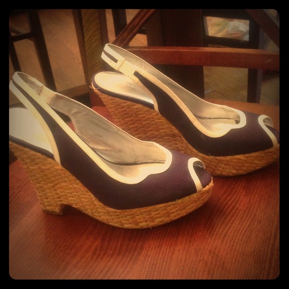 SOLD...Navy and White Banana Republic Wedges