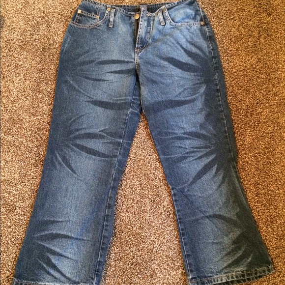 Blue jean capris with a starburst wash