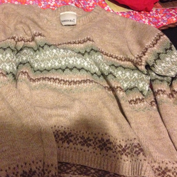 Sweater! - Picture 4 of 4