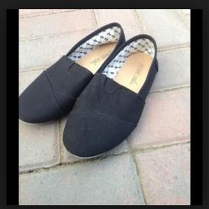 Black Toms look a likes