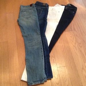 4 NEW American Eagle jeans