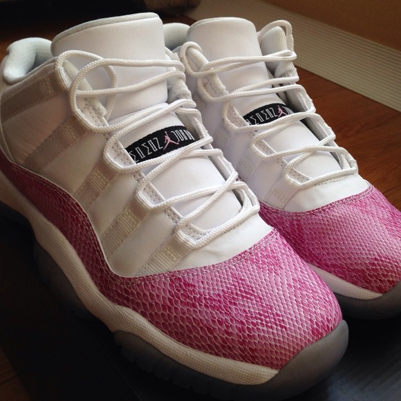 Snakeskin 11 lows
