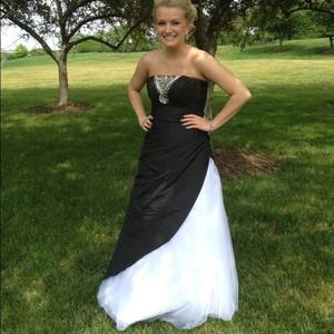 Black and white prom dress