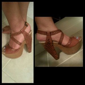 Jessica Simpson Trixie Tan Heels :-)
