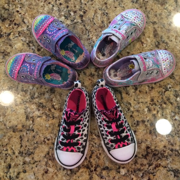 Bundle for Kelly Girls shoes and OMG shirt.
