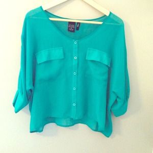 Turquoise crop tee