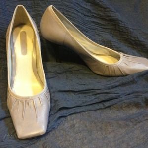 Purple square toe pumps