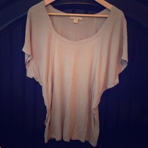 Simple nude short sleeve top
