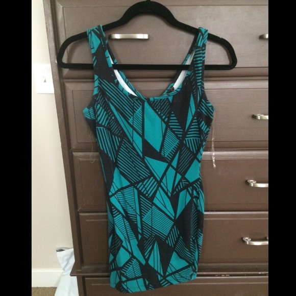 ❌❌SOLD❌❌Green and black mini dress