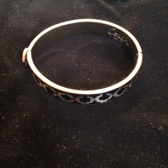 Coach Bangle - Picture 3 of 4