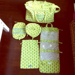Vera Bradley set in green/yellow & blue paisley