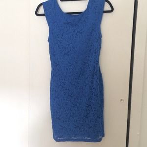 Blue lace dress with cutout back - Size S